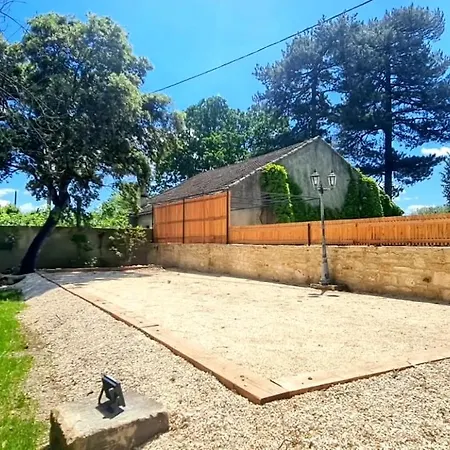 Bed & Breakfast Les Chenes Verts - Piscine - Parc - Parking - Wifi